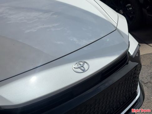 Used 2024 Toyota Crown XLE image 7