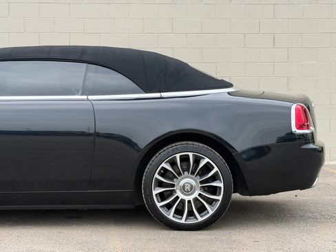 Used 2018 Rolls-Royce Dawn RWD image 5