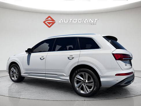 Used 2025 Audi Q7 3.0T Prestige AWD/4WD image 4