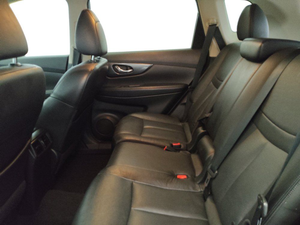 Used 2015 Nissan Rogue SL w/ SL Premium Package AWD/4WD image 18