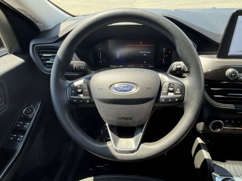 Certified 2025 Ford Escape Active AWD/4WD image 11