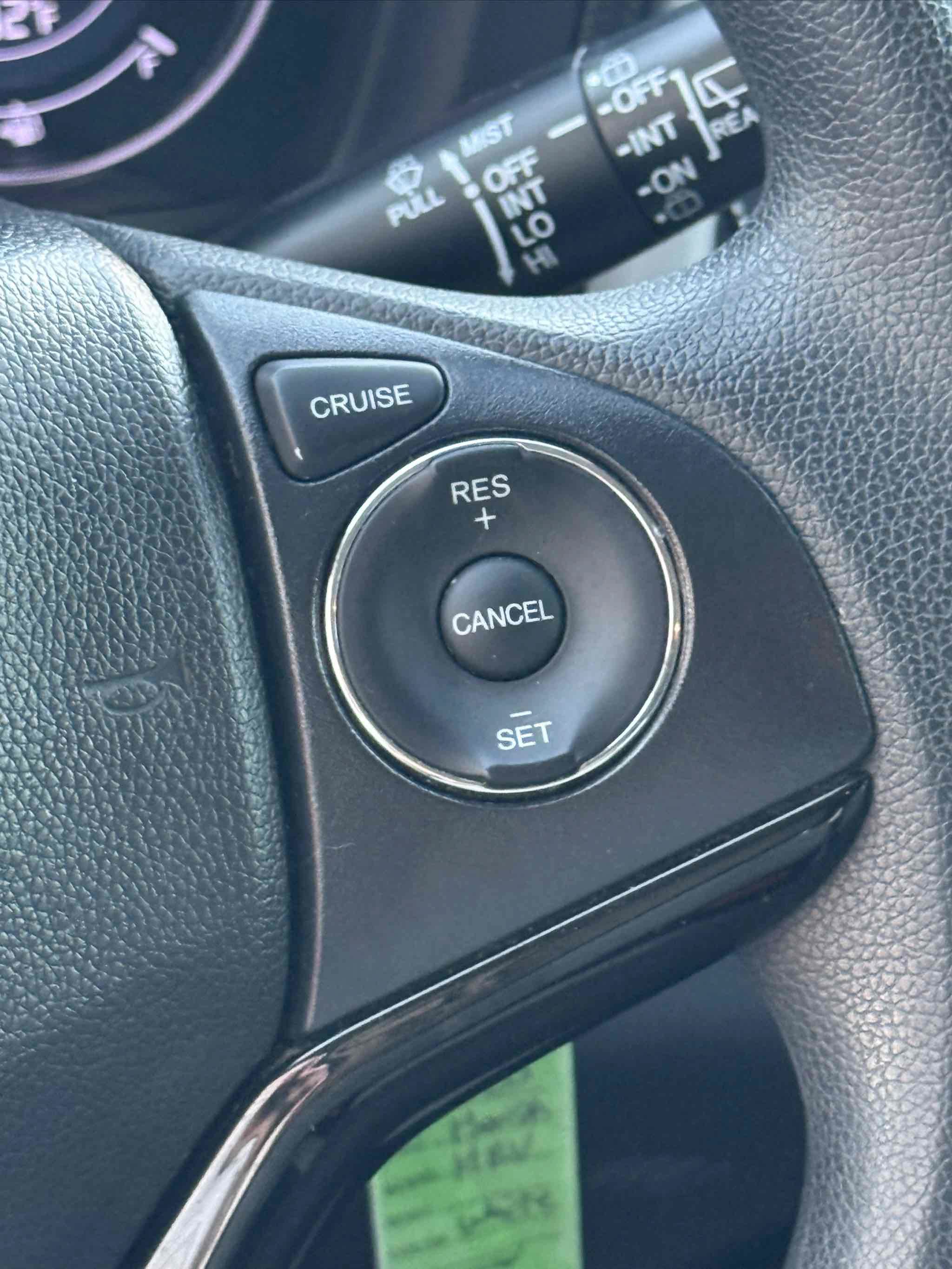 Used 2020 Honda HR-V LX image 31