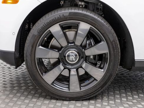 Used 2021 Rolls-Royce Cullinan AWD/4WD image 7