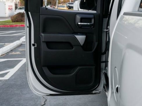 Used 2017 Chevrolet Silverado 1500 LT w/ All Star Edition image 41