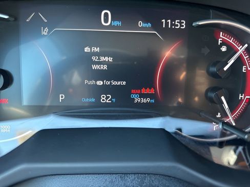 Used 2024 Toyota RAV4 LE image 20