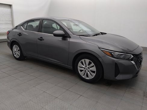 Used 2024 Nissan Sentra S FWD image 11