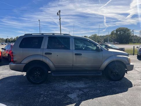 Used 2004 Dodge Durango SLT w/ Trailer Tow Group image 3