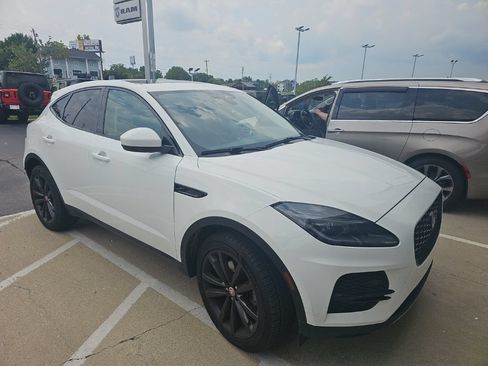 Used 2022 Jaguar E-PACE SE AWD/4WD image 3