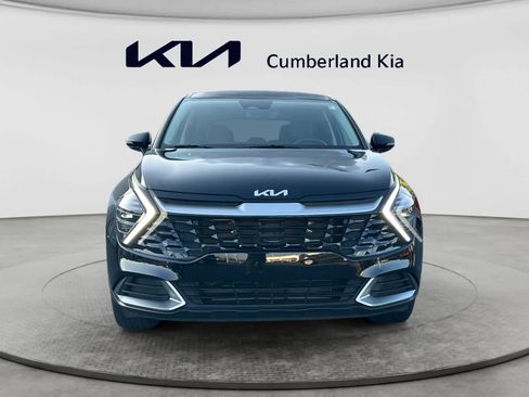 Used 2025 Kia Sportage EX FWD image 8
