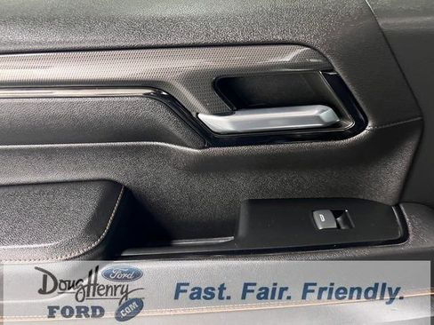 Used 2023 GMC Sierra 1500 AT4 w/ Technology Package image 29