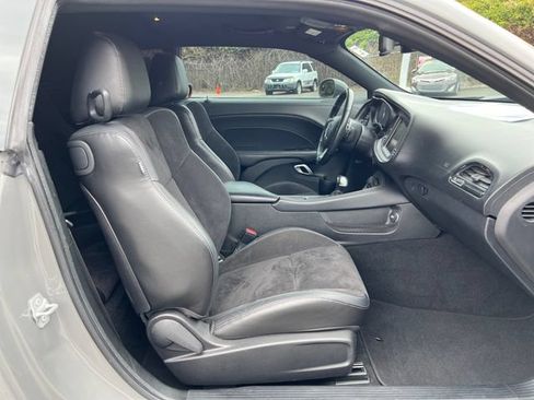 Used 2023 Dodge Challenger GT w/ Plus Package RWD image 9