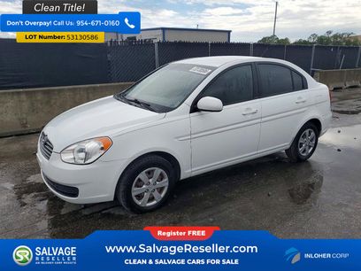 Used 2011 Hyundai Accent GLS w/ Premium Pkg 4