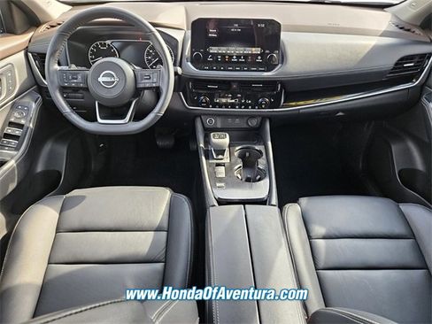 Used 2022 Nissan Rogue SL w/ SL Premium Package image 8