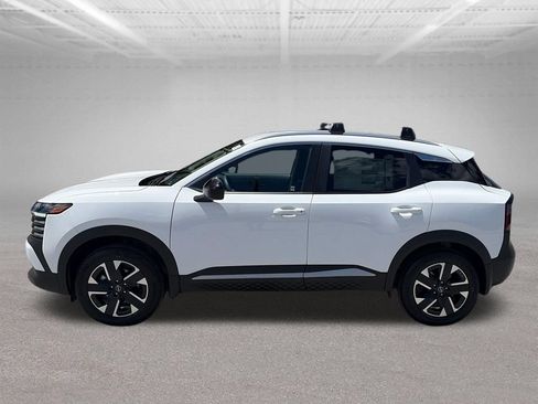 New 2026 Nissan Kicks SV w/ Cold Weather Package AWD/4WD image 3
