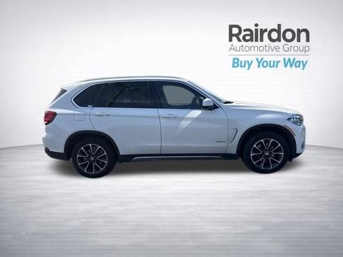 Used 2017 BMW X5 xDrive35i w/ Lighting Package AWD/4WD image 8
