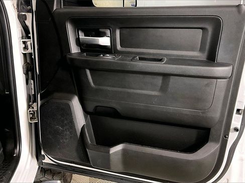 Used 2019 RAM 2500 Tradesman image 15