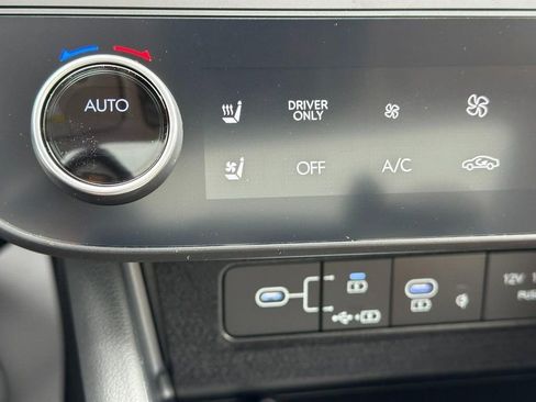 New 2026 Hyundai Sonata Limited FWD image 16