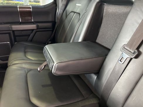 Used 2015 Ford F150 Platinum w/ Equipment Group 701A Luxury image 42