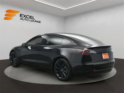 Used 2018 Tesla Model 3 Long Range image 3