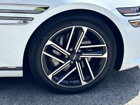 Used 2025 Genesis G80 2.5T Advanced AWD/4WD image 9