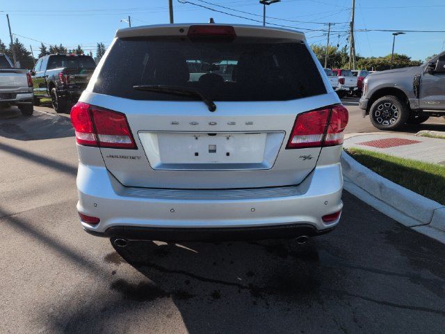 Used 2012 Dodge Journey R/T w/ Navigation & Sound Group I FWD image 4