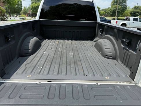 Used 2018 Ford F250 Platinum w/ Platinum Ultimate Package AWD/4WD image 7