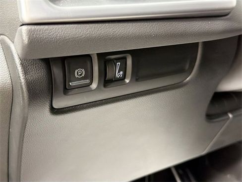 Used 2024 Cadillac XT4 Sport image 10