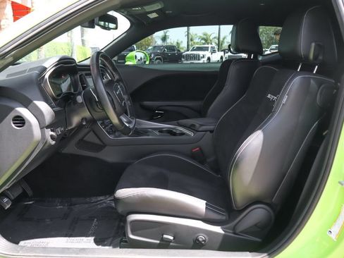Used 2019 Dodge Challenger SRT Hellcat Redeye RWD image 17