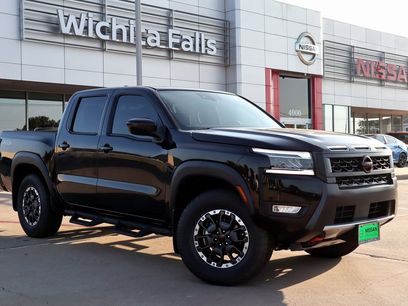New 2025 Nissan Frontier PRO-4X w/ Tow Package