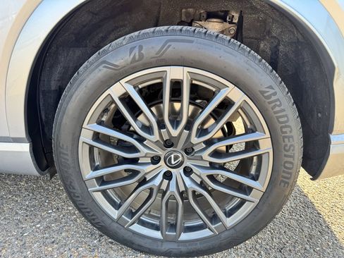 Used 2023 Lexus RX 500h 500h F SPORT Performance image 20