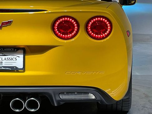 Used 2005 Chevrolet Corvette Convertible w/ Preferred Equipment Group RWD image 33