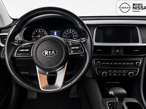 Used 2020 Kia Optima S FWD image 11