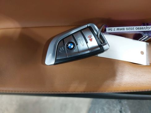 Used 2020 BMW 750i xDrive image 33