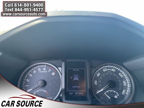 Used 2019 Toyota Tacoma TRD Off-Road image 22