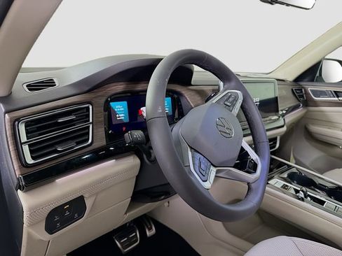 New 2026 Volkswagen Atlas SEL Premium R-Line AWD/4WD image 9
