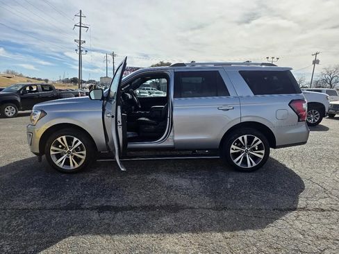 Used 2021 Ford Expedition Limited image 9