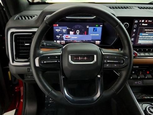 Used 2024 GMC Canyon AT4 w/ AT4 Premium Package image 14