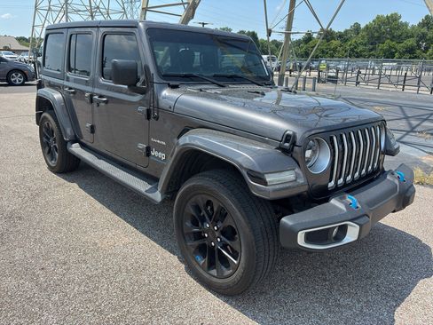 Used 2023 Jeep Wrangler Unlimited Sahara w/ Cold Weather Group AWD/4WD image 1