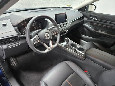 Used 2022 Nissan Altima 2.5 SR AWD/4WD image 12