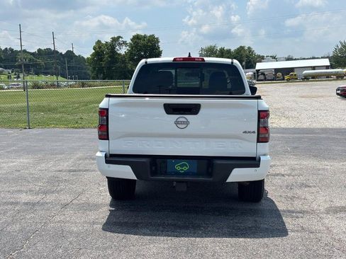 Used 2025 Nissan Frontier SV w/ SV Convenience Package AWD/4WD image 4