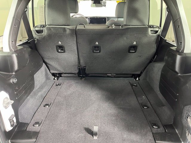 Used 2025 Jeep Wrangler Unlimited Rubicon AWD/4WD image 42