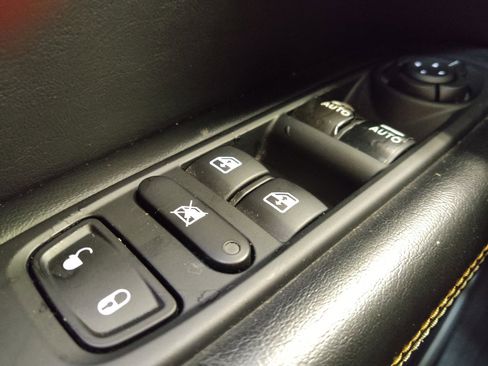 Used 2020 Jeep Compass Latitude FWD image 27