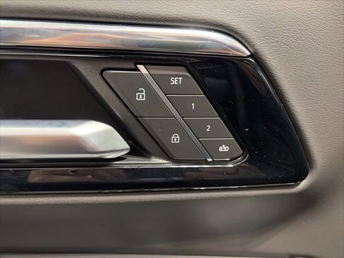 New 2026 Chevrolet Suburban Premier image 10