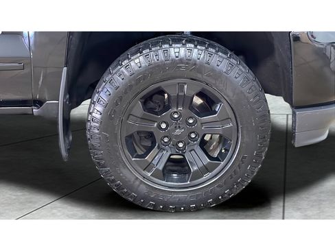 Used 2017 Chevrolet Silverado 1500 LTZ Z71 w/ LTZ Plus Package AWD/4WD image 20