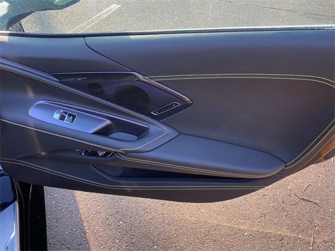 Used 2023 Chevrolet Corvette Stingray Premium Conv w/ Z51 Performance Package image 37