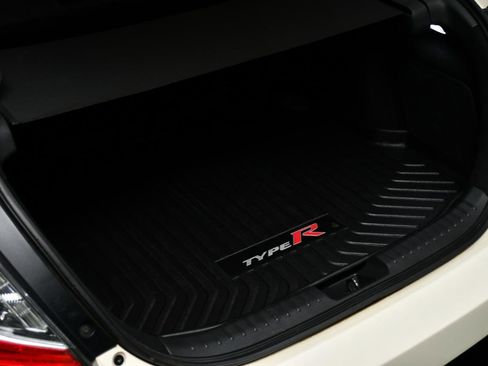 Used 2017 Honda Civic Type R image 46