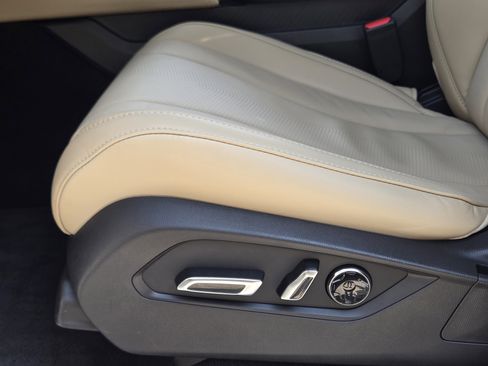 Certified 2026 Acura MDX w/ Technology Package FWD image 24