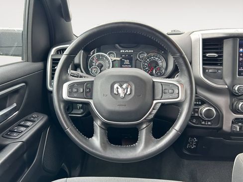 Used 2023 RAM 1500 Big Horn AWD/4WD image 12