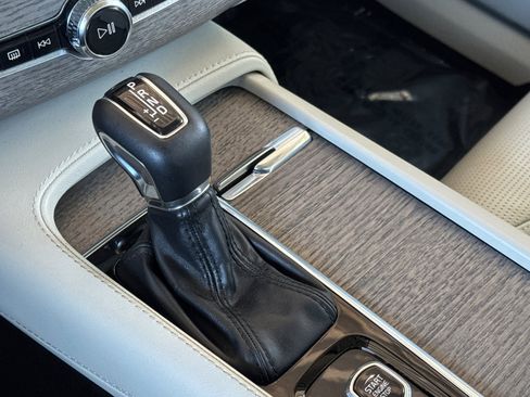 Used 2022 Volvo XC90 T6 Inscription image 22