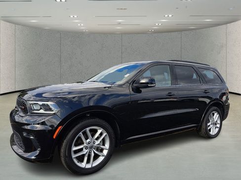 Used 2024 Dodge Durango GT image 1